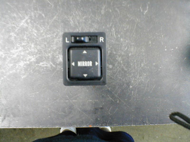 1997-2002 toyota camry power mirror switch 