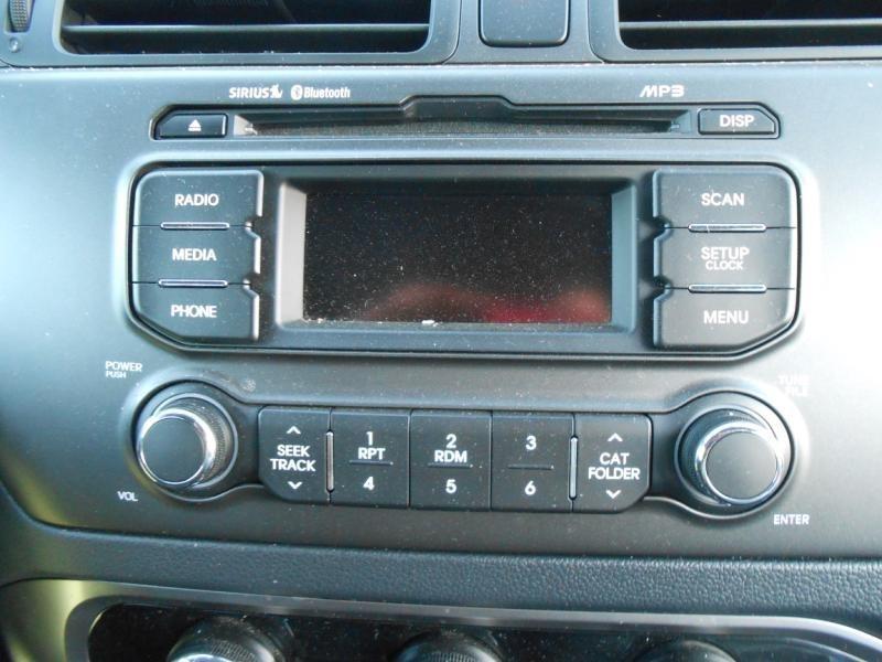 12 kia rio audio equipment