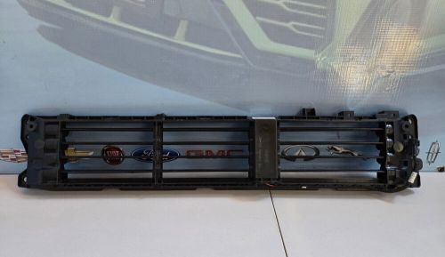 2017 2018 2019 honda cr-v grille air shutter oem used