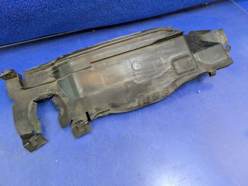 Oem genuine audi a6 c7 avant s6 s7 air shroud guide right front 4g0121284ab