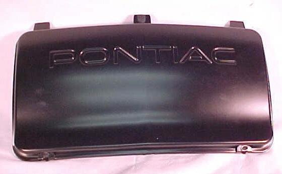 New gm # 88893299 front license plate cover  1997-2003 pontiac grand prix