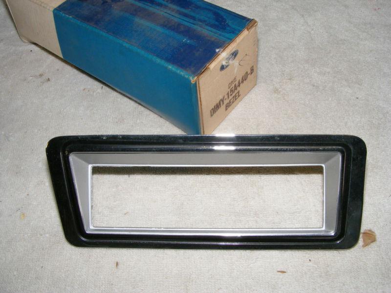 1971 1972 mercury parking lamp bezel new nos excellent d1my-15a440-b