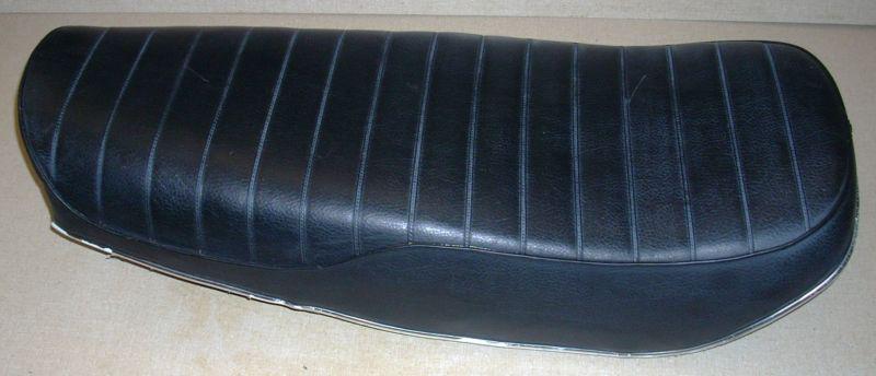 Kawasaki kz750 b seat 1976-79  53001-114