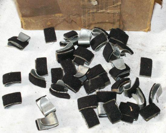 34 36 37 38 39 40 46 48 50 54 55 56 57 ford,chevy nos r window anti-rattle clips