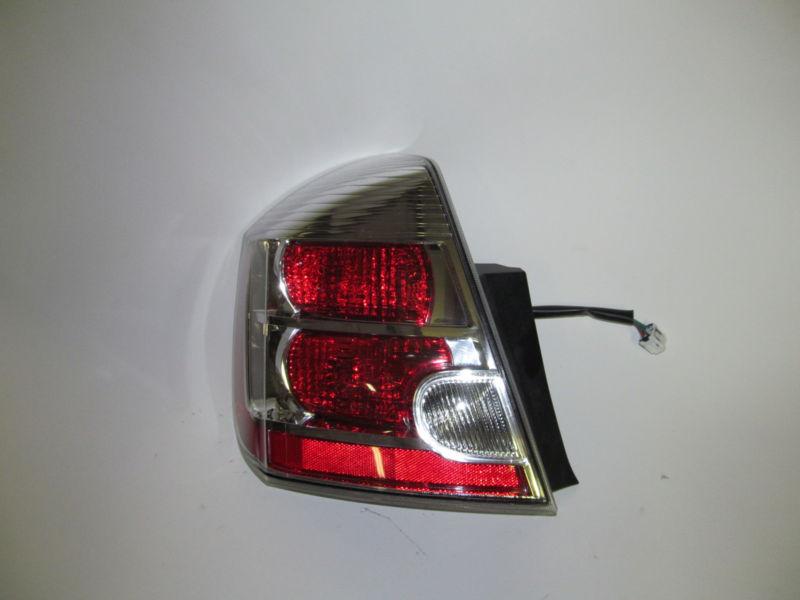 07 08 09 nissan sentra oem left tail light nice!