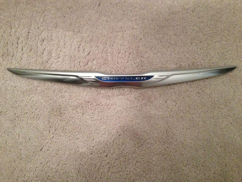 11-13 chrysler town & country front grille emblem wing badge nameplate oem decal