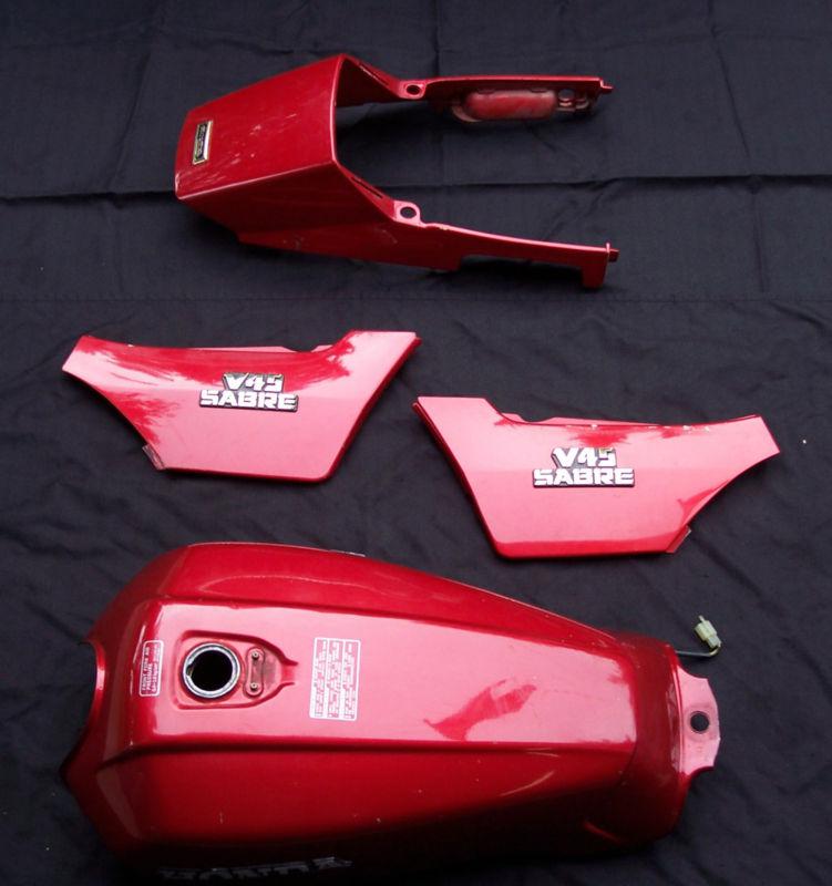 1982-83 v45 sabre vf750s gas tank side cover rear cowl complete body set red