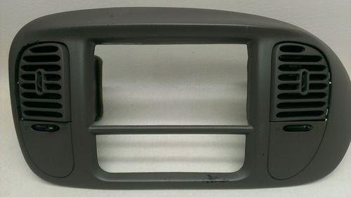 97-02 ford expedition f150  radio climate dash trim bezel 004