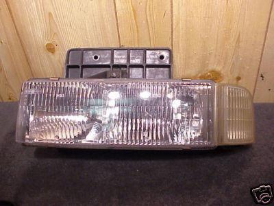 Chevy astro van 95-05 1995-05 gmc safari 95-05 1995-05 headlight driver lh left