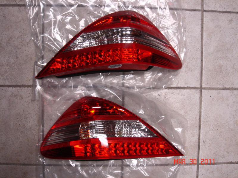 Mercedes-benz sl genuine tail lights,light set sl55 sl550 sl500 rear lamp new