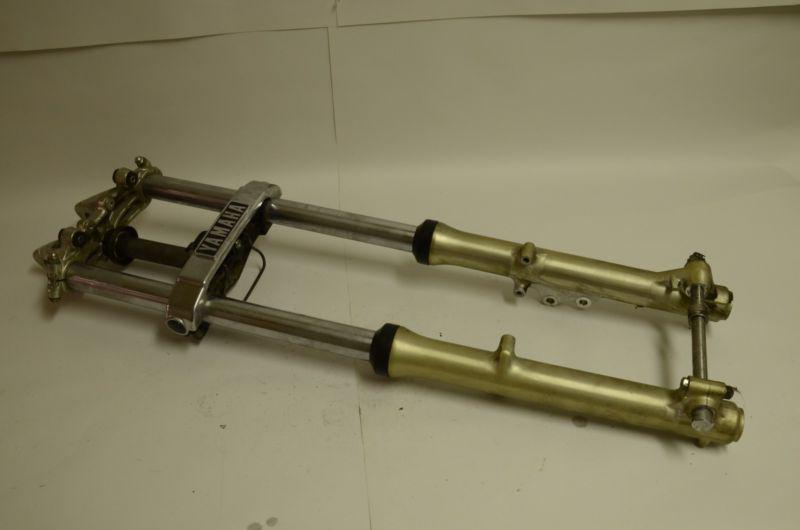 Yamaha xj 550 maxim forks triple tree front axle