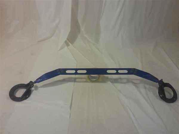 Aftermarket strut stabilizer bar for a 01 honda civic