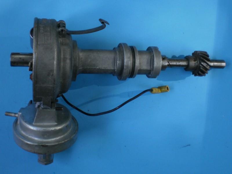 1968 ford 302 distributor torino. fairlane. mustang. no.c8of 12127 c autolite 