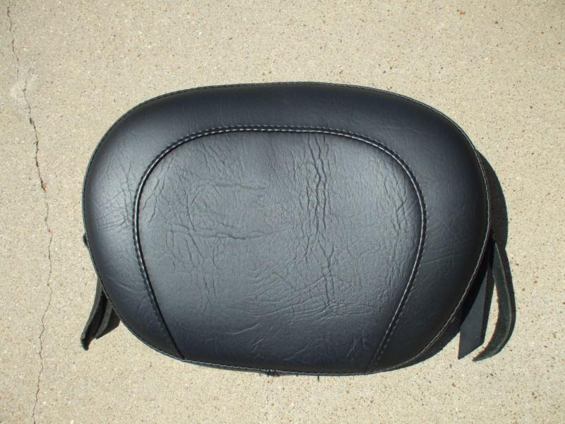  mustang studded sissy bar pad w/concho for yamaha, vstar 1300 tourer,