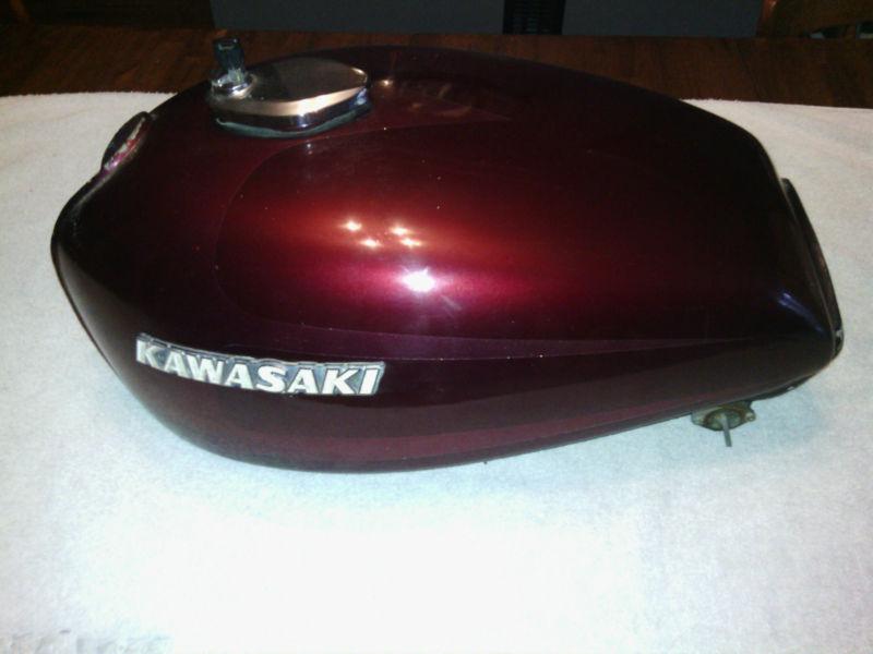 1978 kawasaki kz1000 gas tank with locking gas cap and key