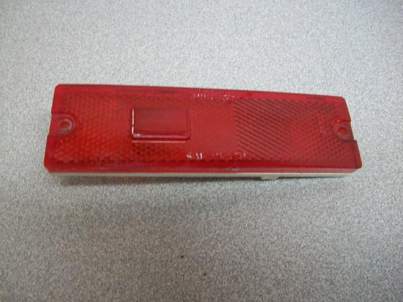 1970 oldsmobile toronado rear side red marker lense rh sidemarker sm1-3p