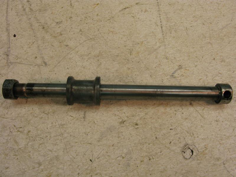 Yamaha yr2 350 twin rear axle w nut & spacer y254-1~