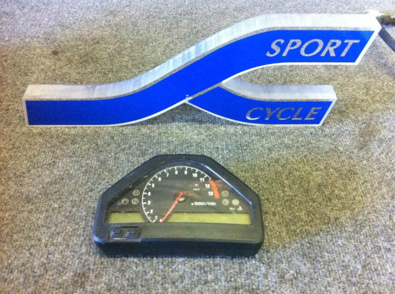 2004 2005 cbr1000rr cbr 1000rr 2866 miles gauges guages clocks cluster 3261