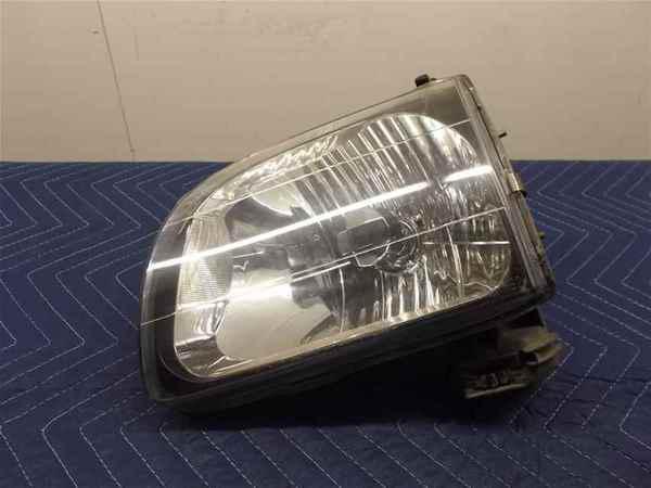 2001-2004 toyota tacoma headlamp lh oem lkq