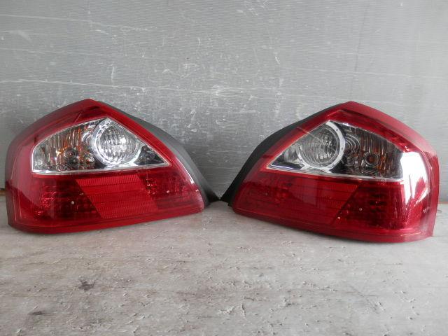 Jdm nissan cima vip f50 q45 v8 2002 09 tail light rare item factory oem