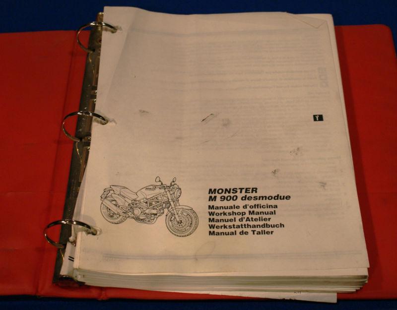 Ducati monster 900 desmodue service manual (used)