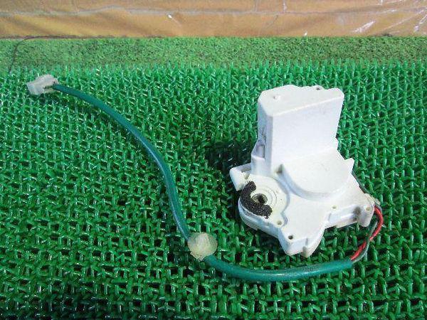 Mazda demio 1998 door lock solenoids [7764550]