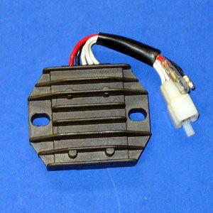 Yamaha kodiak  400  4x4  1996-1999  voltage regulator