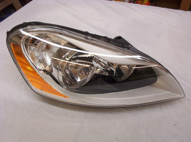 Volvo xc60 oem new right side headlamp housing/assembly