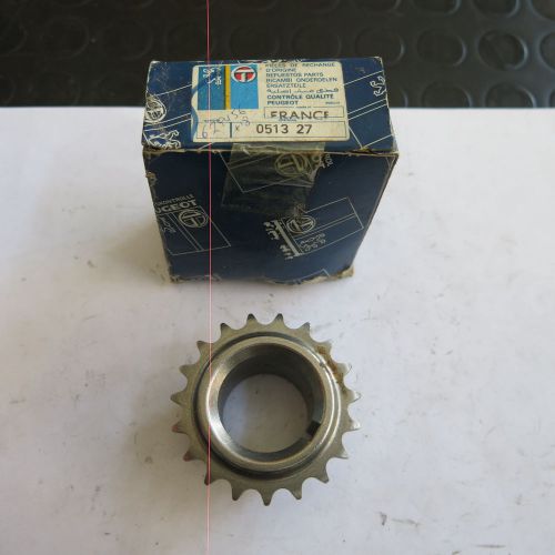 Peugeot 204 304 305 gear crank for  - pignon de distribution