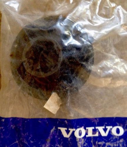 Volvo genuine original nib 960 s90 v90 control arm bushing 9191537