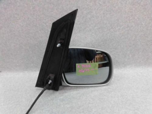 Toyota voxy 2005 right side mirror assembly [0613500]