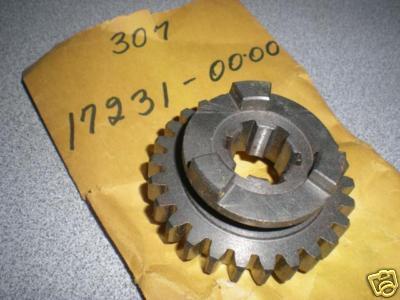 Nos yamaha ls2 rd125 3rd wheel gear 307-17231-00