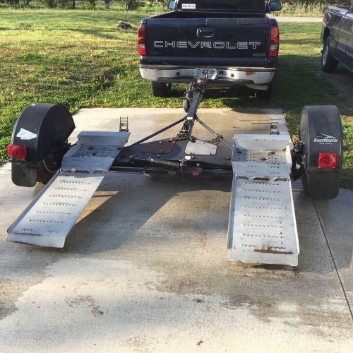 Roadmaster tow dolly