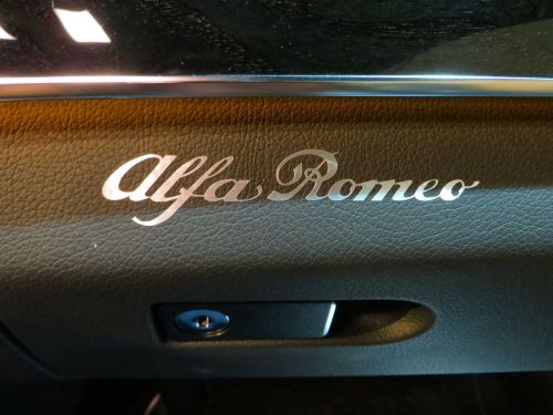 (2pcs) dashboard badge sticker decal *alfa romeo*