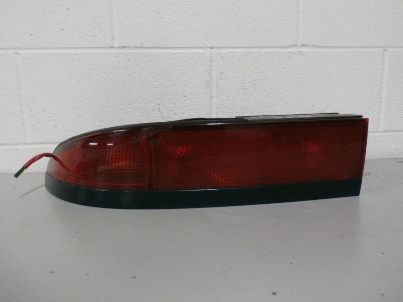 91-96 dodge stealth driver tail light