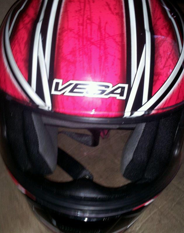 Vega motorcycle helmet --black/red