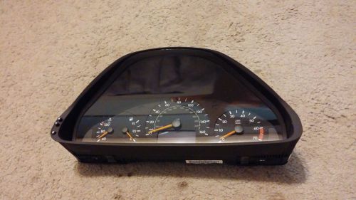 99-02 mercedes w210 e320 e430 speedometer instrument cluster  2105401811