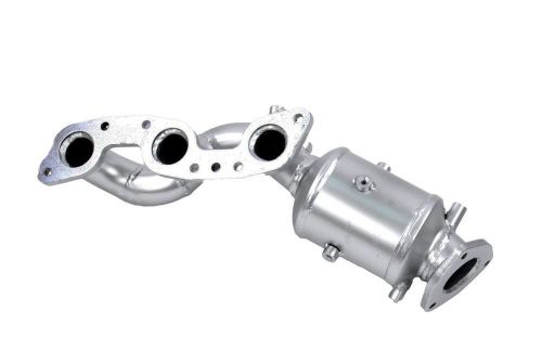 Pacesetter direct-fit manifold catalytic converters 753022