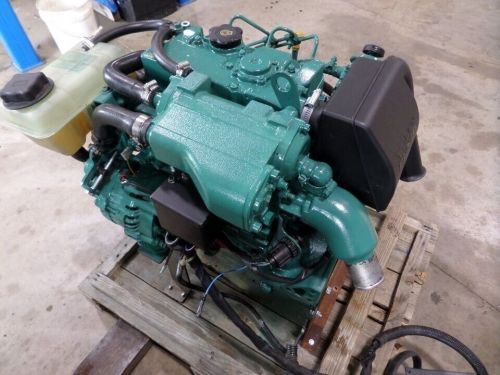 Volvo penta d1-30  , 29 hp marine diesel engine , good running take-out