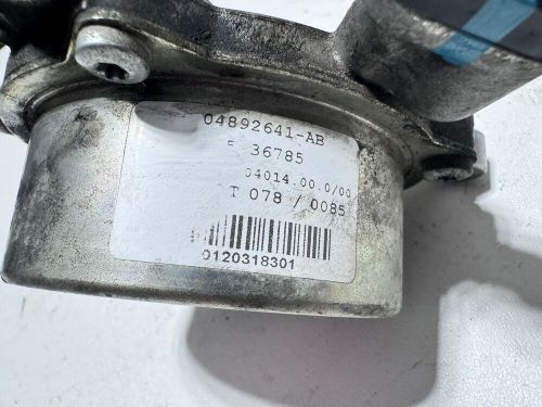 2012-2017 fiat 500 1.4l brake system vacuum pump 55236785 04892641-ab oem