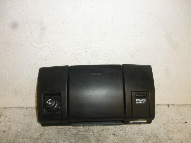 99 00 01 02 03 04 jeep grand cherokee ashtray center console tray power outlet