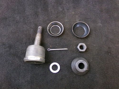 Nos moog k772 upper ball joint for 1971-78 chrysletr