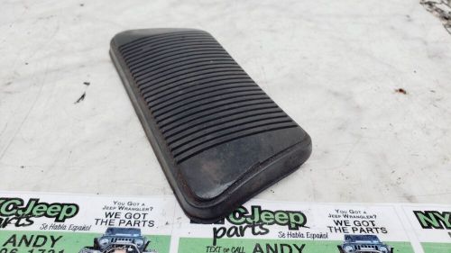 Jeep wrangler yj 87-93 automatic brake pedal pad rubber cover oem 8952002749