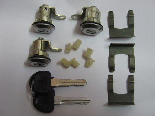 Suzuki samurai door lock set (r, l, tail, keys) free shipping