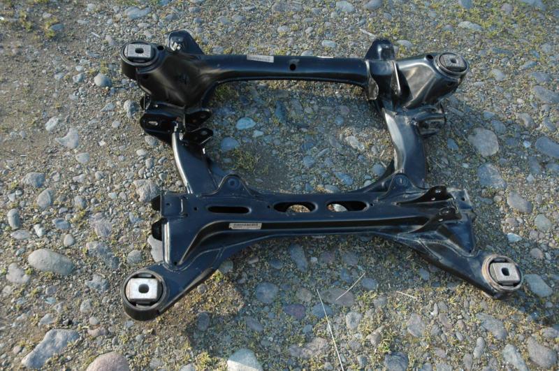 04 porsche cayenne turbo front subframe crossmember assembly 60k oem