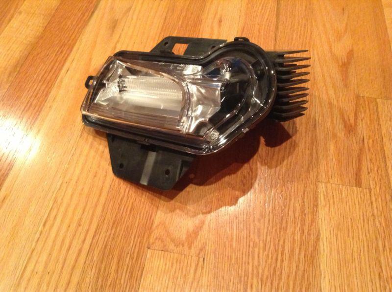 2013-2014 cadillac xts led foglight driving light left driver side oem        