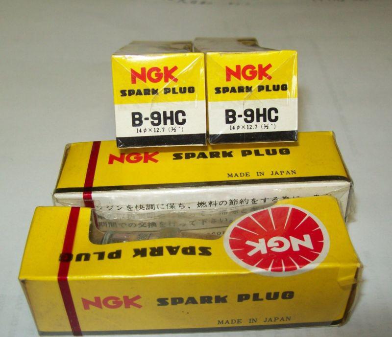 Lot of 12 vintage brand new nos ngk spark plugs model b-9hc