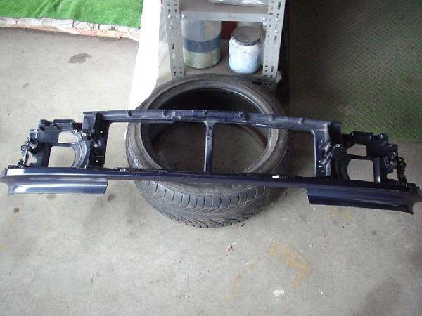 Ford explorer  front balance panel [0021020]