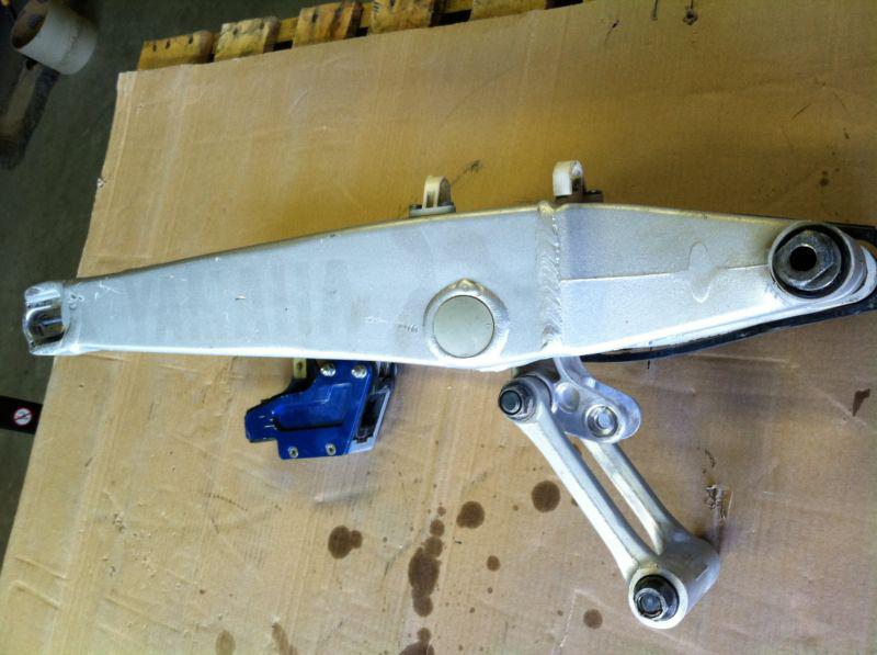 2002 02 yamaha yz250 yz 250 swingarm swing arm suspension & linkage