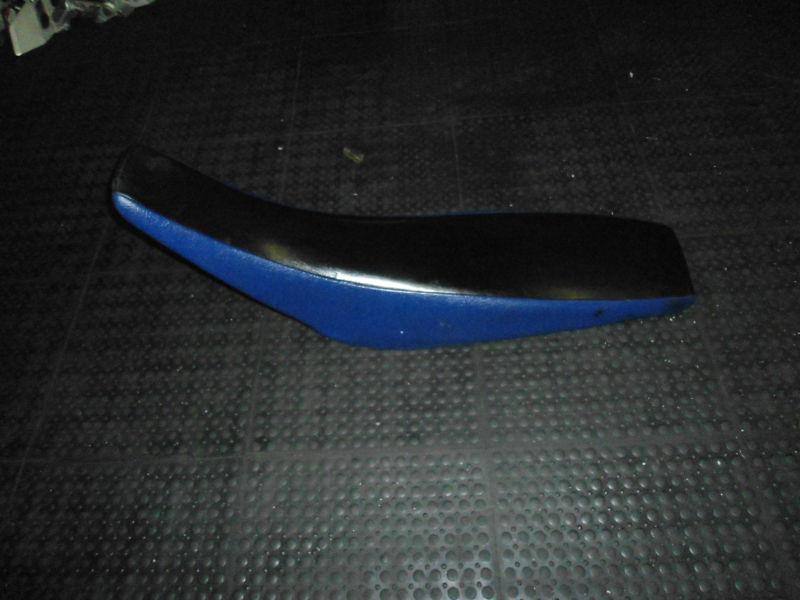 96 97 98 99 00 01 yamaha yz 125 yz 250 seat oem factory seat nice